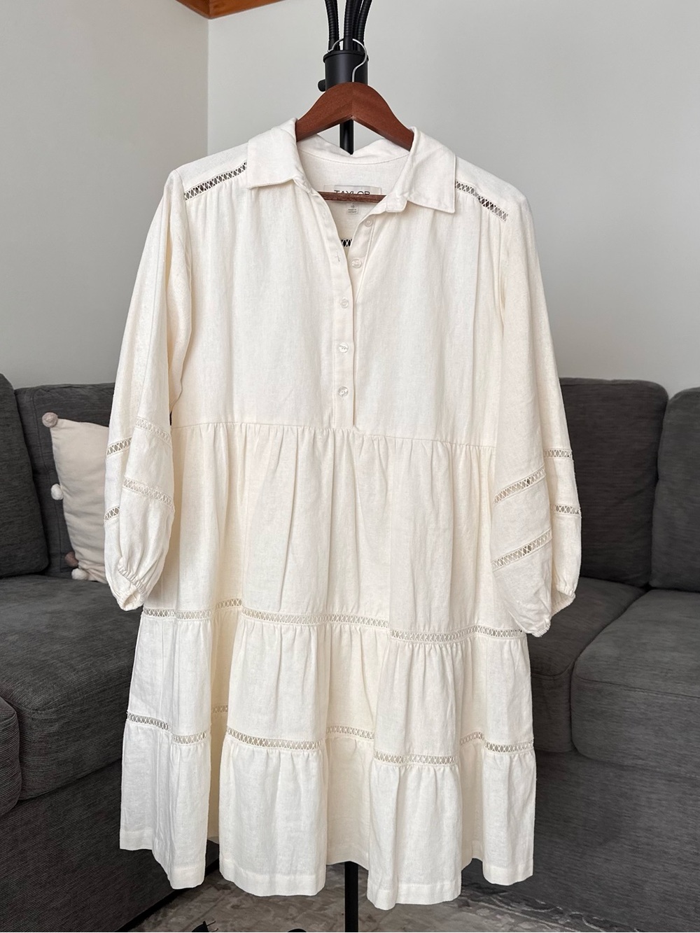 TAYLOR Ivory Linen Blend Tiered Midi Dress – NWT, Size 10